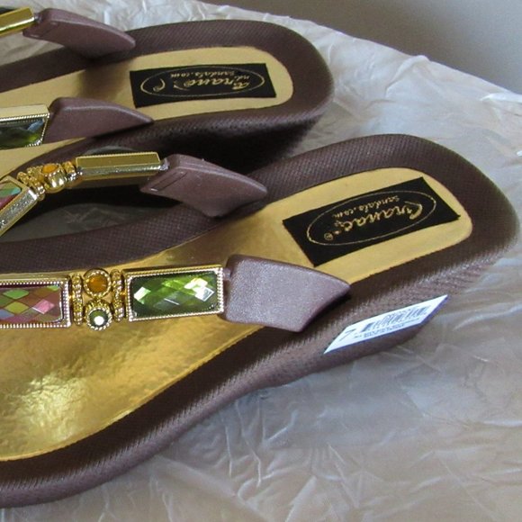 Brand new Brown sandals 6 - 7 - 9- Firm Price - Picture 9 of 10